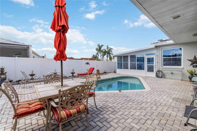 4820 61ST AVENUE DRIVE W, Bradenton, FL 34210