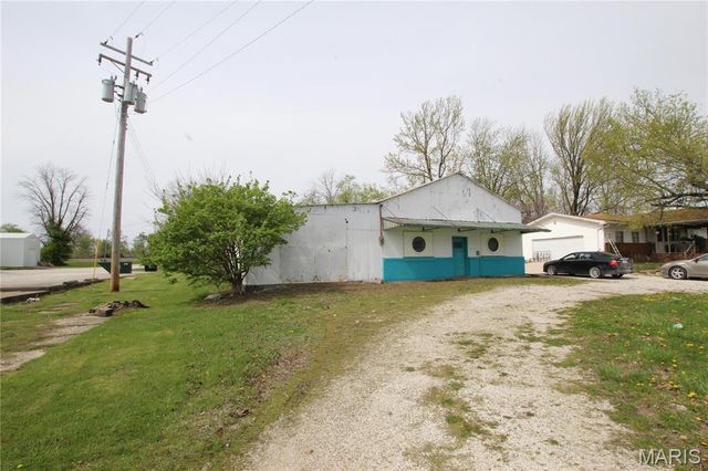685 S Sturgeon Street, Montgomery City, MO 63361