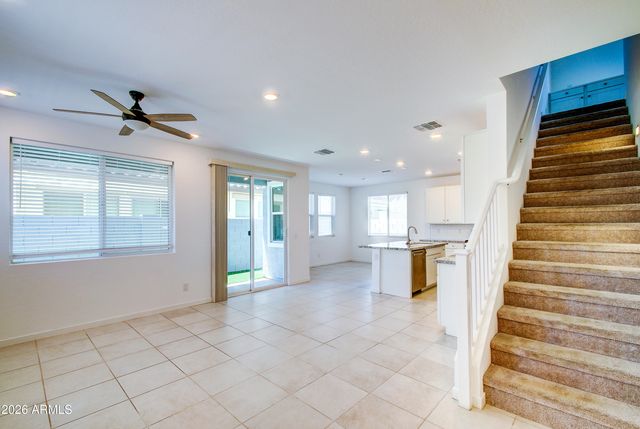 9902 E TAMERY Avenue, Mesa, AZ 85212