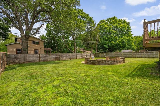 5549 Caenen Street, Shawnee, KS 66216