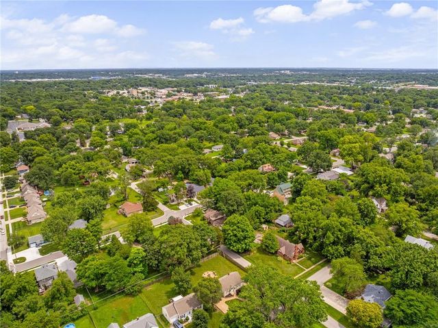 5549 Caenen Street, Shawnee, KS 66216