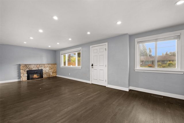 1426 S 120th Street, Seattle, WA 98168