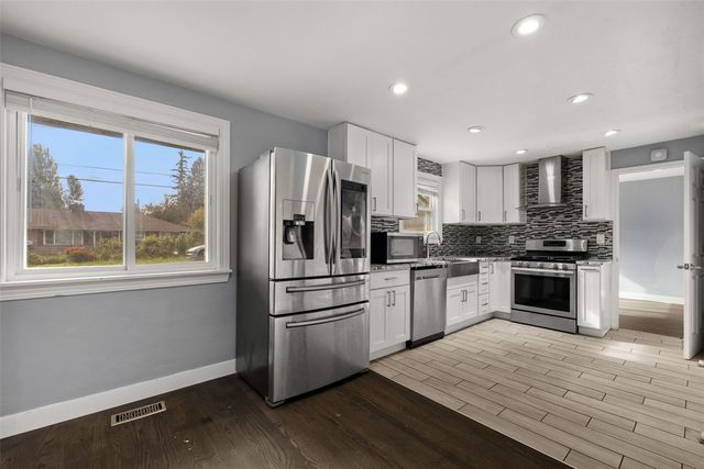 1426 S 120th Street, Seattle, WA 98168