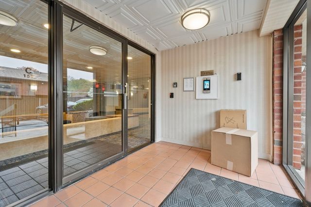 159 Main 23C, Stoneham, MA 02180