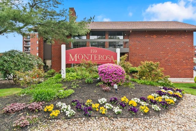 159 Main 23C, Stoneham, MA 02180