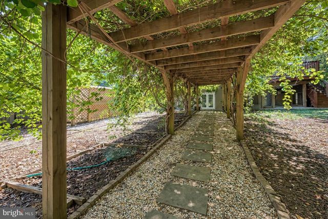 209 ESTATE DR, Ruther Glen, VA 22546