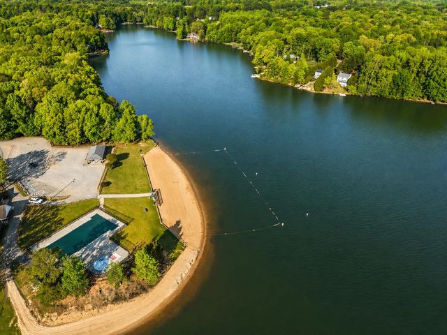 209 ESTATE DR, Ruther Glen, VA 22546