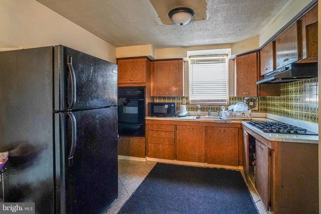 1728 BORBECK AVE, Philadelphia, PA 19111