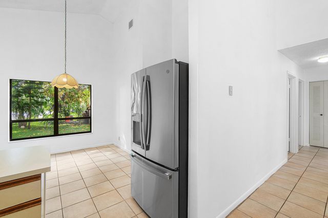 9297 Laurel Green Drive, Boynton Beach, FL 33437