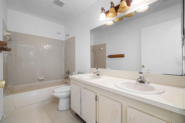 9297 Laurel Green Drive, Boynton Beach, FL 33437