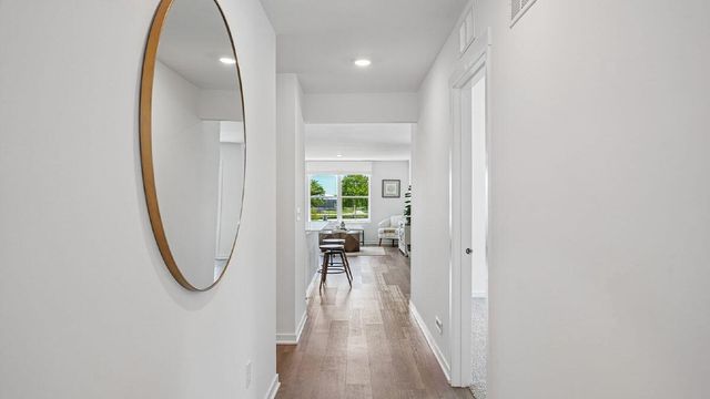 818A Concord CIRCLE, Burlington, WI 53105