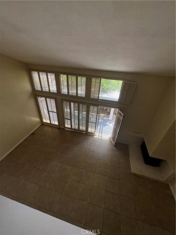 1404 N Tustin Avenue N Y3, Santa Ana, CA 92705