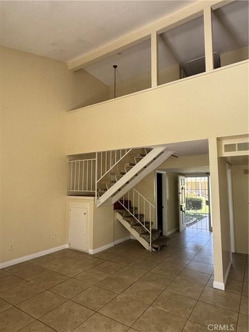1404 N Tustin Avenue N Y3, Santa Ana, CA 92705