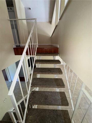 1404 N Tustin Avenue N Y3, Santa Ana, CA 92705