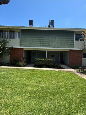 1404 N Tustin Avenue N Y3, Santa Ana, CA 92705