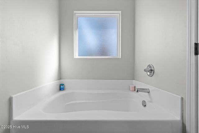 233 Westfield Drive, Richlands, NC 28574