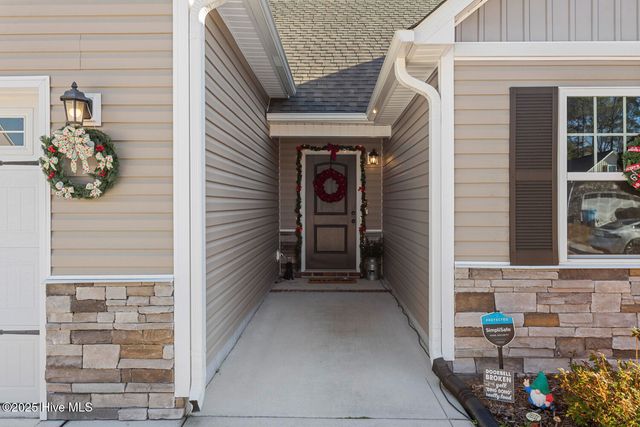 233 Westfield Drive, Richlands, NC 28574