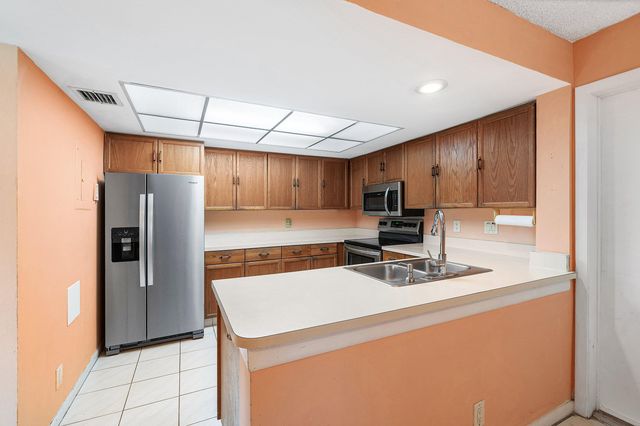 5272 BUCKHEAD Circle 01010, Boca Raton, FL 33486