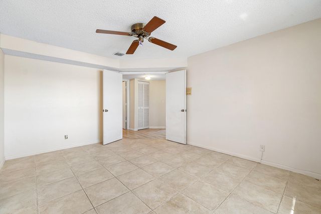 5272 BUCKHEAD Circle 01010, Boca Raton, FL 33486