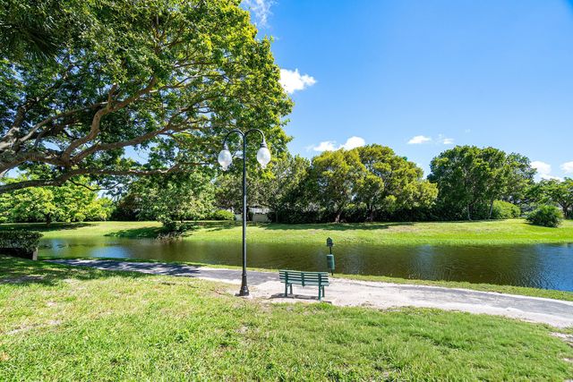 5272 BUCKHEAD Circle 01010, Boca Raton, FL 33486