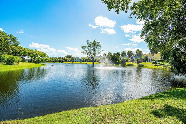 5272 BUCKHEAD Circle 01010, Boca Raton, FL 33486