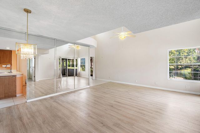 5272 BUCKHEAD Circle 01010, Boca Raton, FL 33486
