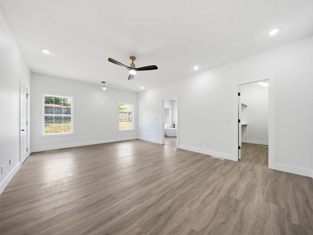 2511 N Skyview Lane Lane, Ozark, MO 65721