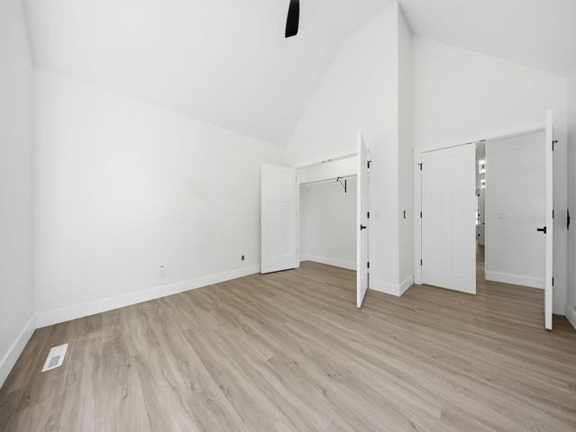 2511 N Skyview Lane Lane, Ozark, MO 65721