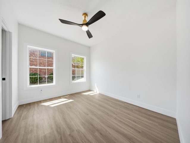 2511 N Skyview Lane Lane, Ozark, MO 65721