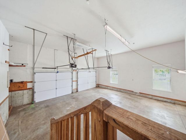 2511 N Skyview Lane Lane, Ozark, MO 65721