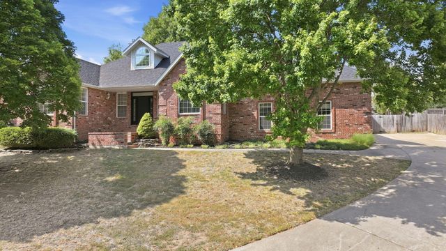 2511 N Skyview Lane Lane, Ozark, MO 65721