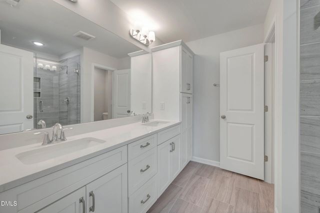 10031 Secluded Gdn Drive 161, Apex, NC 27523