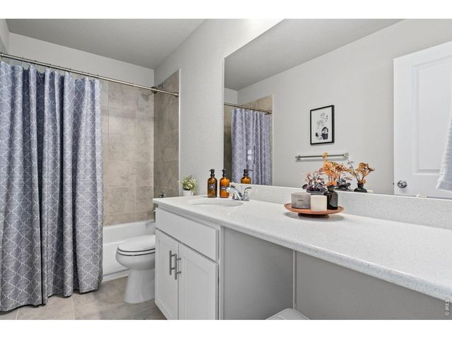 5523 Segundo Dr, Loveland, CO 80538