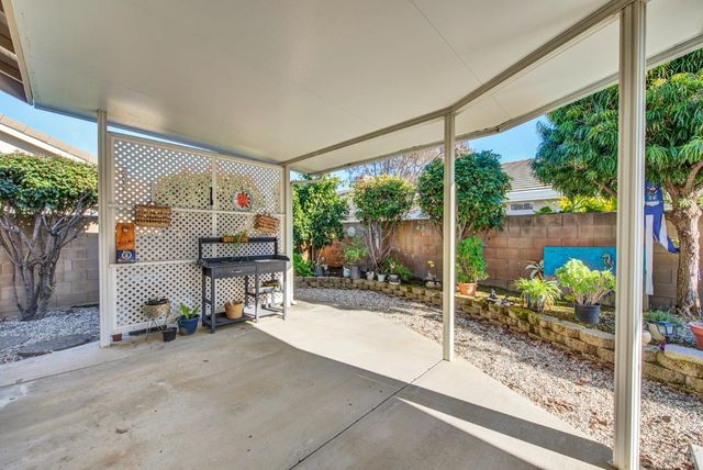 161 Currant Ln, Vacaville, CA 95687