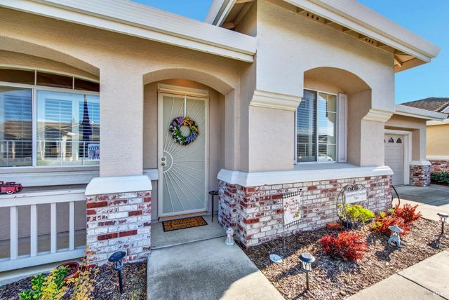 161 Currant Ln, Vacaville, CA 95687