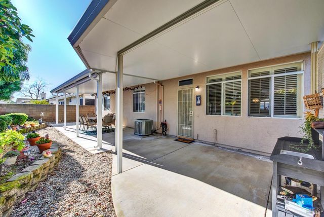 161 Currant Ln, Vacaville, CA 95687