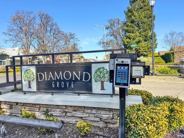 161 Currant Ln, Vacaville, CA 95687