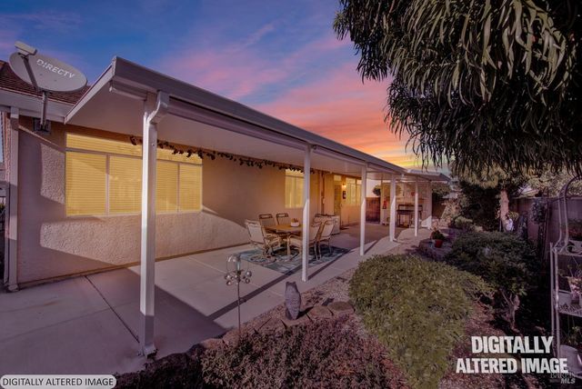 161 Currant Ln, Vacaville, CA 95687