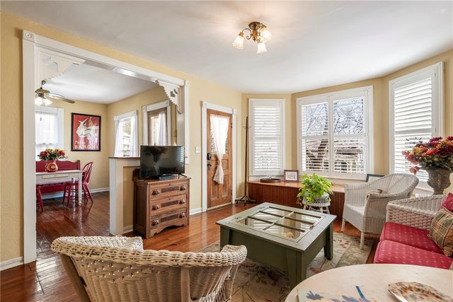 174 Spring Street, Eureka Springs, AR 72632