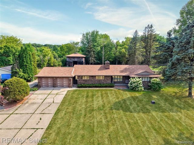 11080 Lapeer Road, Davison, MI 48423