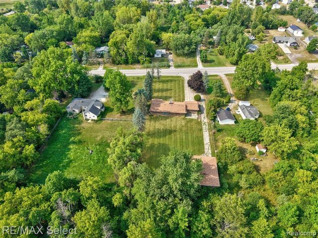 11080 Lapeer Road, Davison, MI 48423