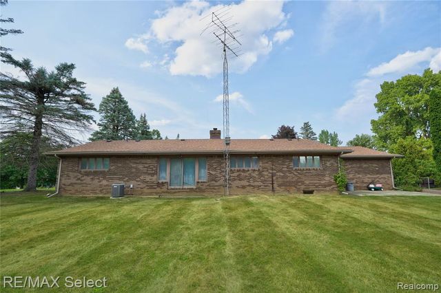 11080 Lapeer Road, Davison, MI 48423