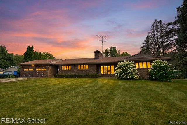 11080 Lapeer Road, Davison, MI 48423