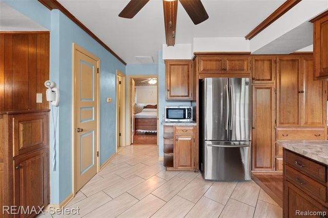 11080 Lapeer Road, Davison, MI 48423