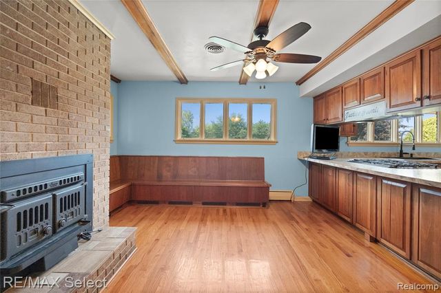 11080 Lapeer Road, Davison, MI 48423