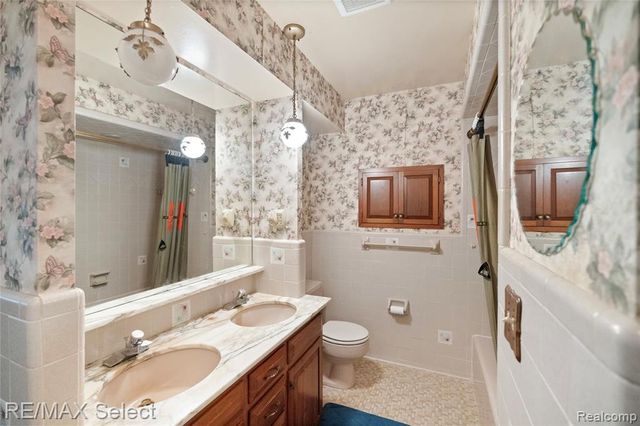 11080 Lapeer Road, Davison, MI 48423