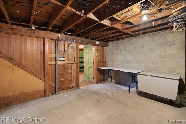 11080 Lapeer Road, Davison, MI 48423