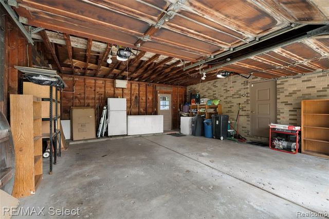 11080 Lapeer Road, Davison, MI 48423