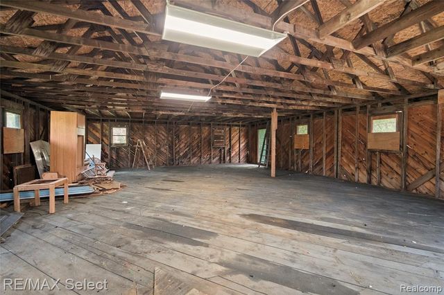 11080 Lapeer Road, Davison, MI 48423