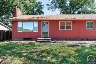 500 Kansa Dr 501 Sioux Dr., Ozawkie, KS 66070